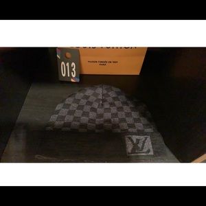 Authentic lv hat